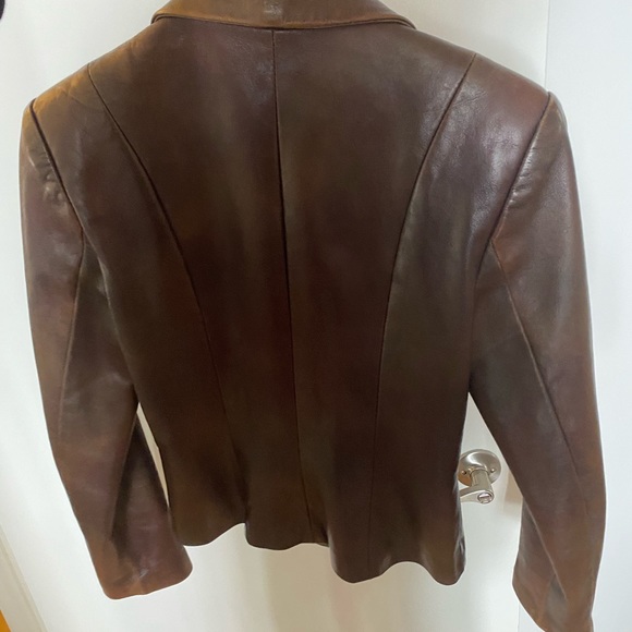 AUTHENTIC LEATHER BROWN DANIER FITTED BLAZER! - Picture 5 of 6